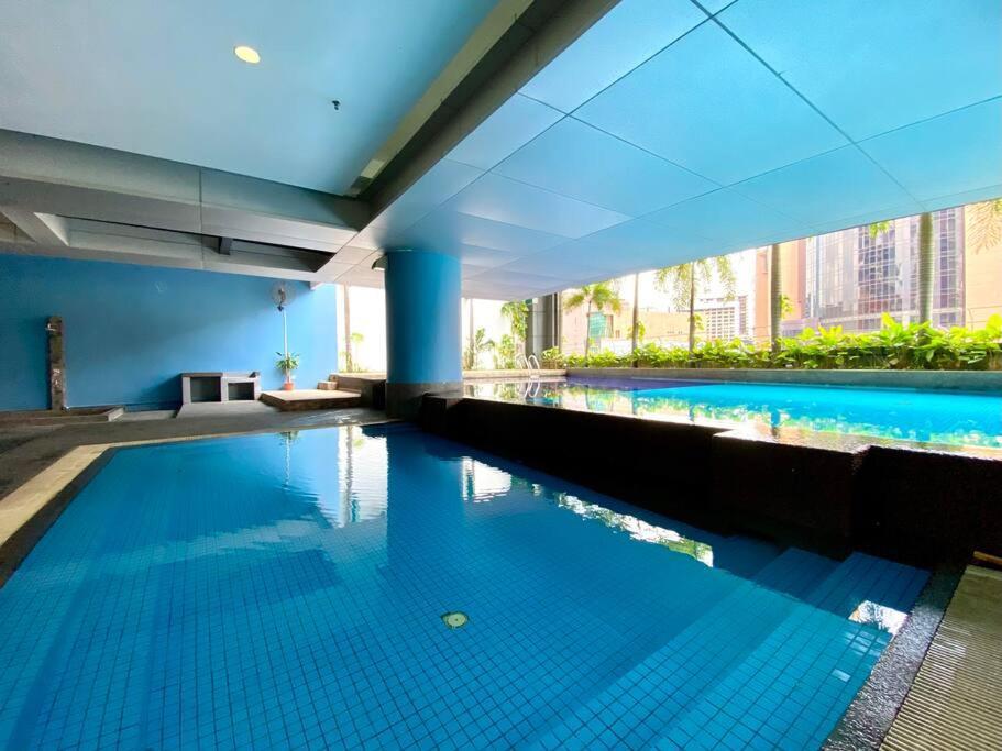 Spacious 3R,2R,Studio 5Min Walk To Time Square,Lalaport, Pool,Gym,Wifi Apartment Kuala Lumpur Exterior photo