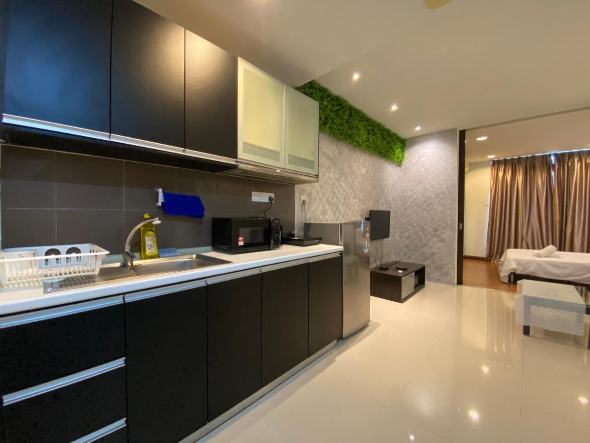 Spacious 3R,2R,Studio 5Min Walk To Time Square,Lalaport, Pool,Gym,Wifi Apartment Kuala Lumpur Exterior photo